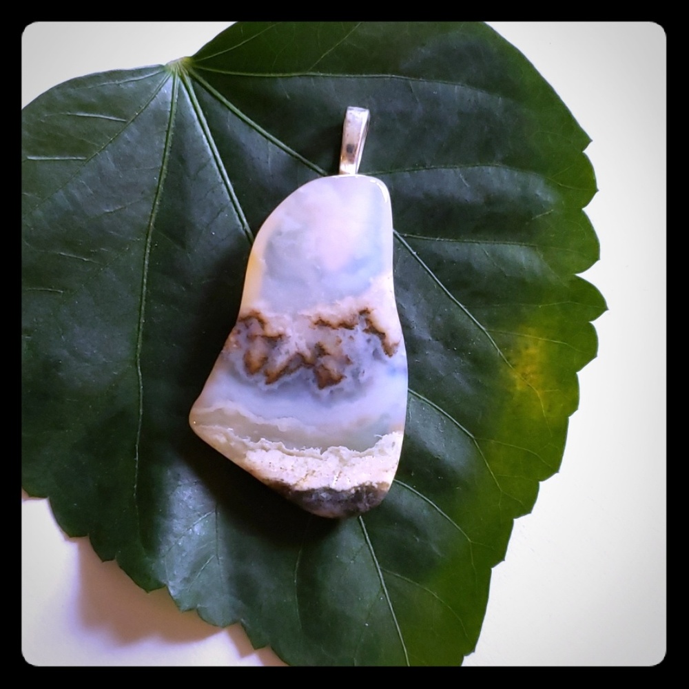 Vintage Sliced Agate Floating Pendent - image 4